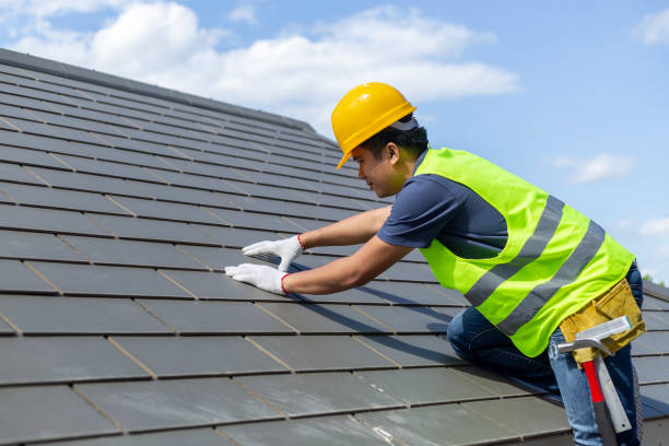 Best Residential Roofing Contractor  in La Harpe, IL